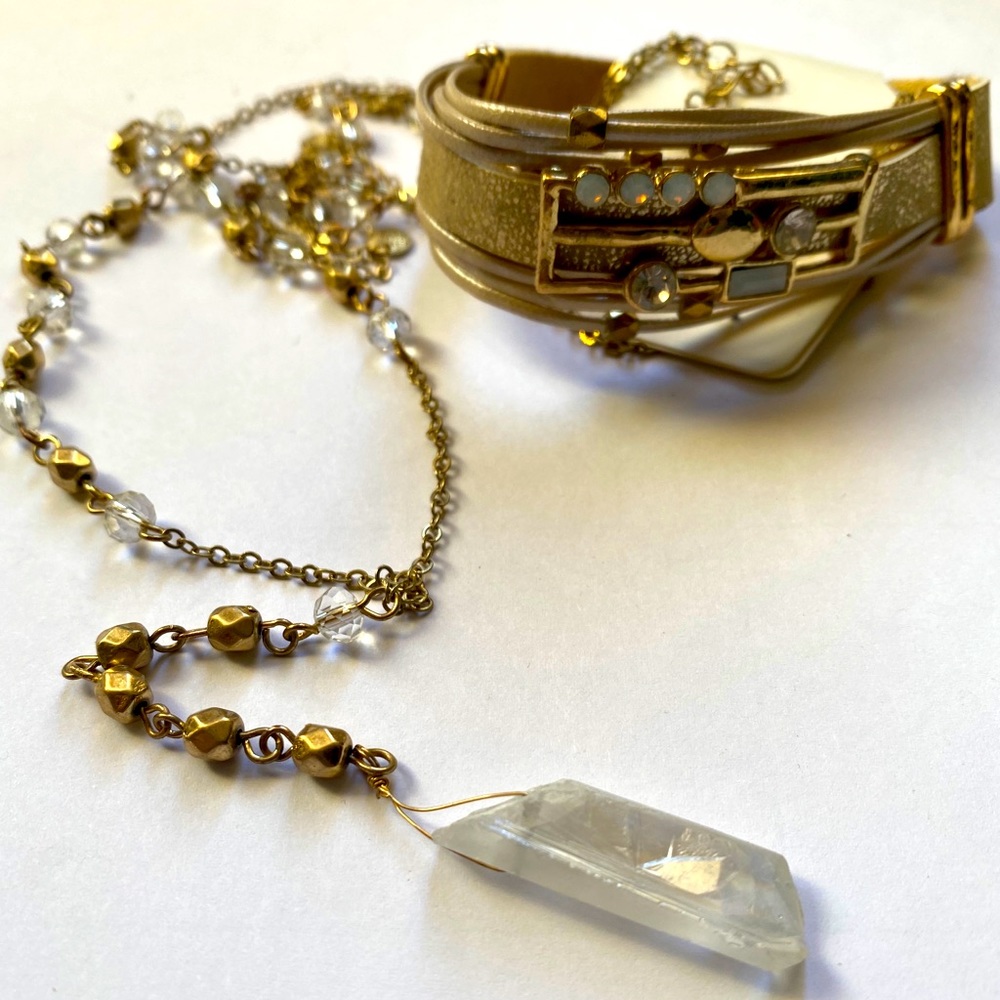 Necklace w/ Bracelet